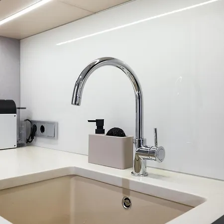 Lejlighed Center Kentmanni Lux Apartment, Free Parking Tallinn