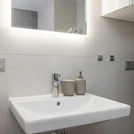 Center Kentmanni Lux Apartment, Free Parking Lejlighed *