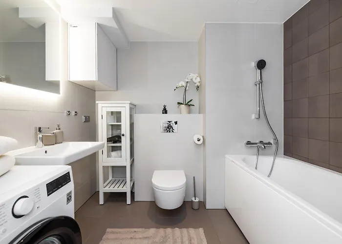 Center Kentmanni Lux Apartment, Free Parking *